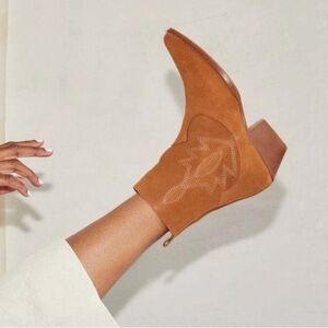 Freda Salvador Jolene Western Ankle  Boots Bronze Suede 9.5
